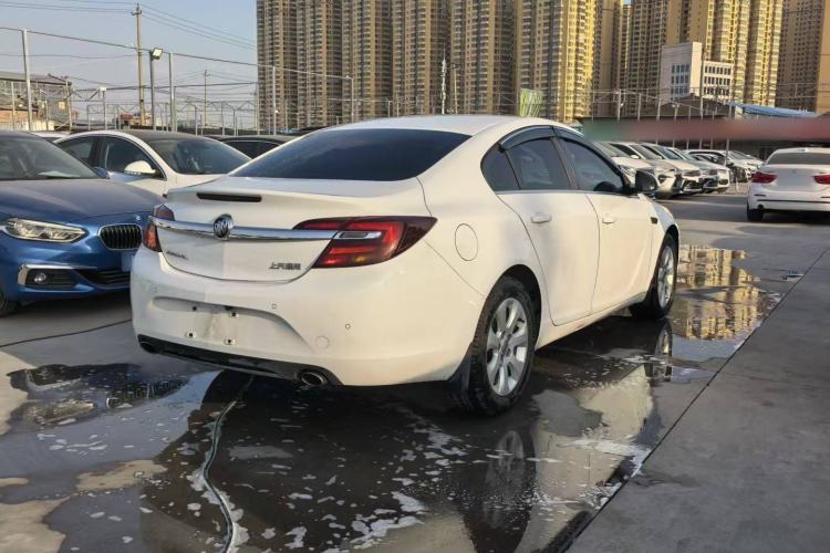 Used Buick Regal 2015 2.0L Leading Fashion Edition Exterior 5