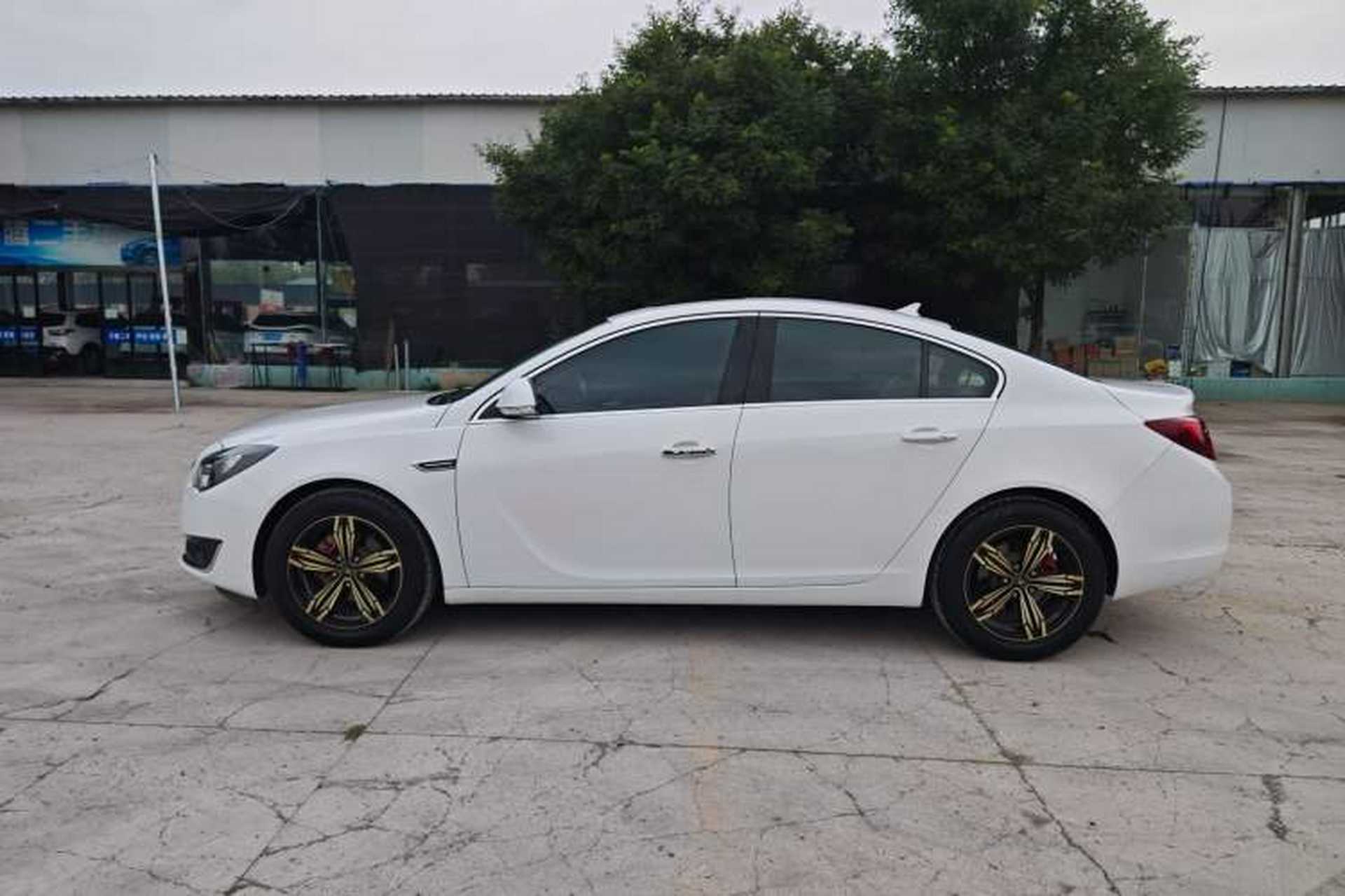 Used Buick Regal 2015 2.0L Elite Fashion Edition Exterior 5