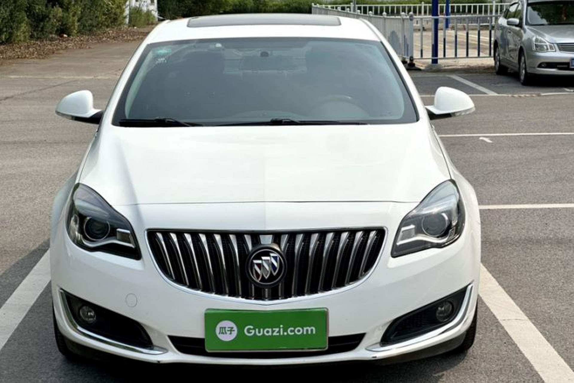 Used Buick Regal 2015 1.6T Leading Technology Model Exterior 6