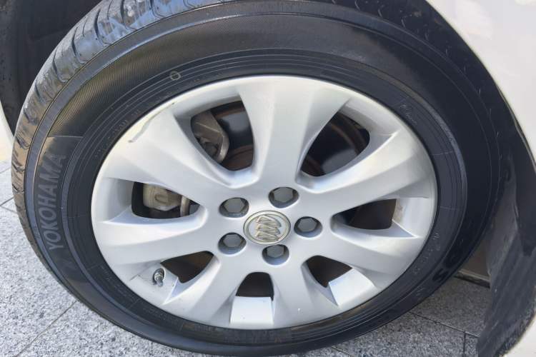 Used Buick Regal 2015 1.6T Elite Tech Model Exterior 7