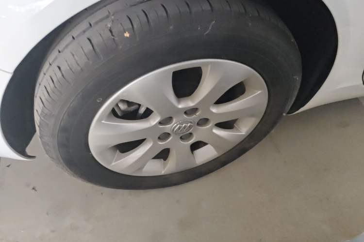Used Buick Regal 2015 1.6T Leading Technology Model Exterior 8