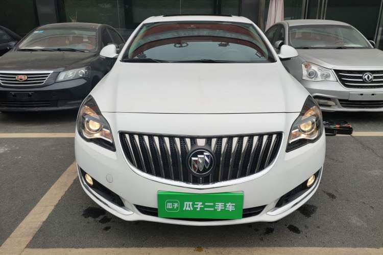 Used Buick Regal 2015 2.0L Leading Fashion Edition Front