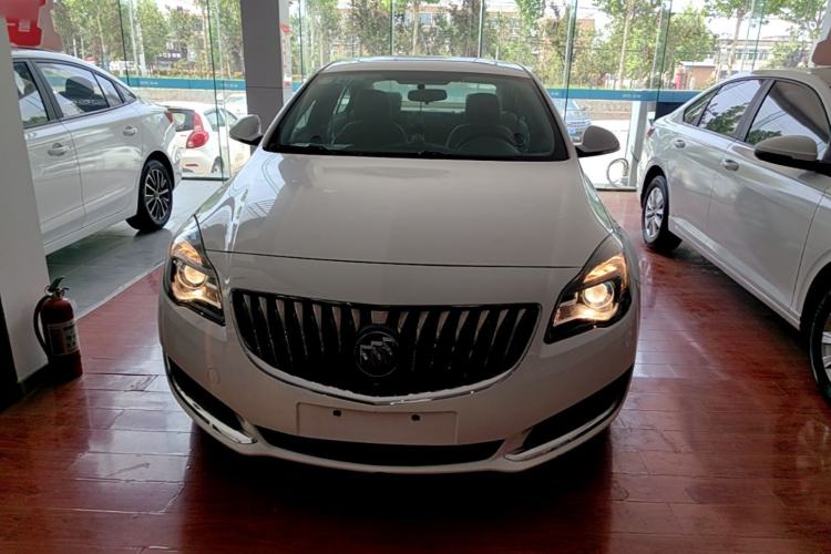 Used Buick Regal 2015 2.0L Leading Fashion Edition Front