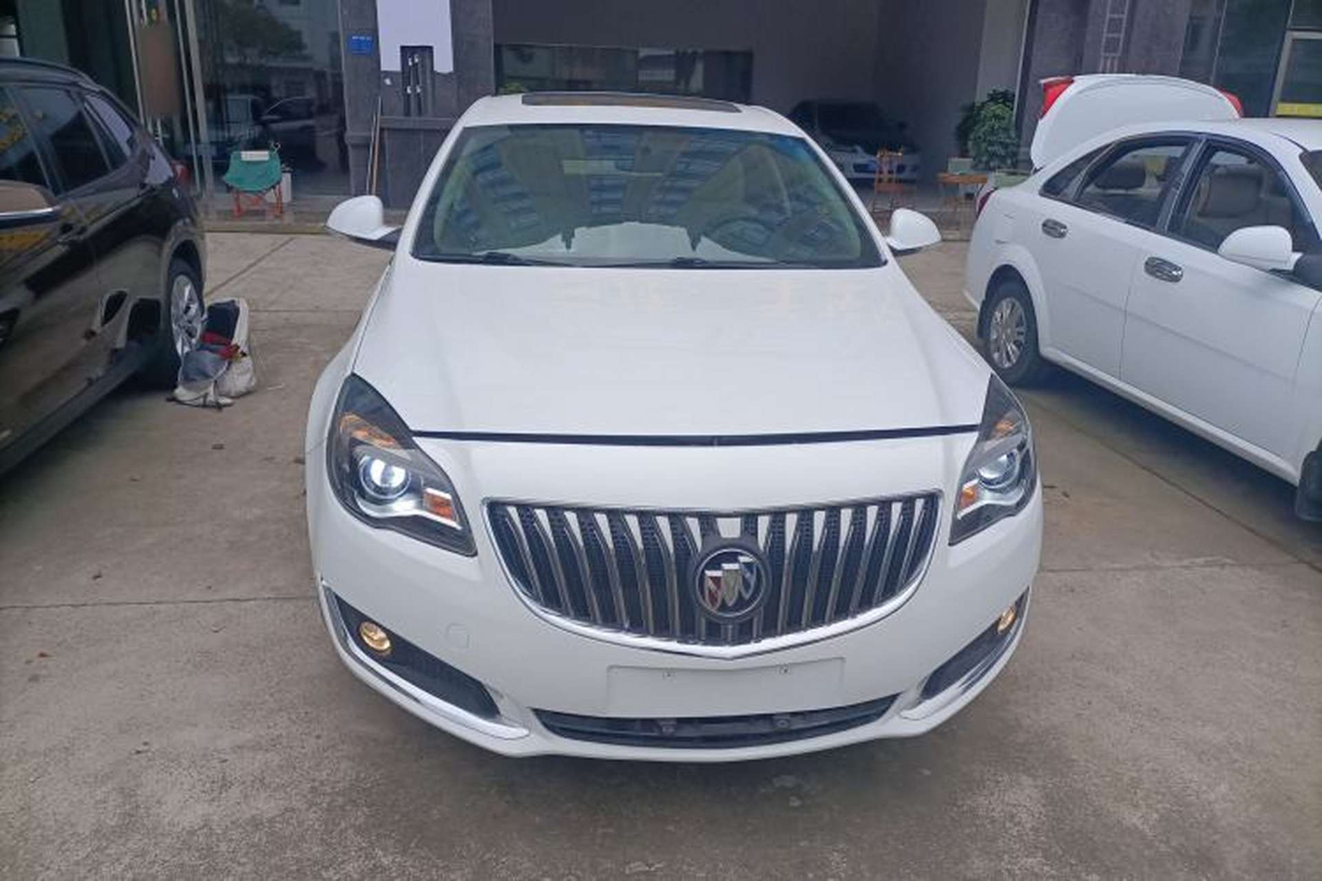 Used Buick Regal 2015 2.0L Leading Fashion Edition Front