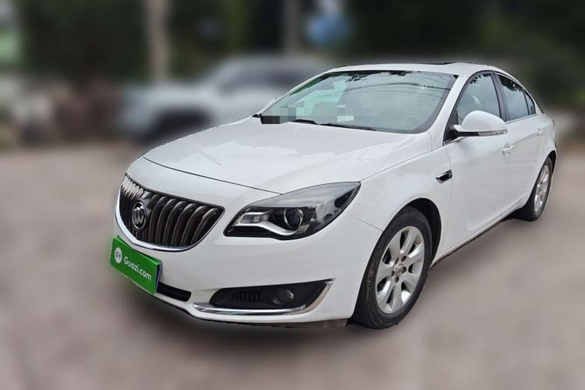 Used Buick Regal 2015 1.6T Leading Technology Model Front Left 45 Deg