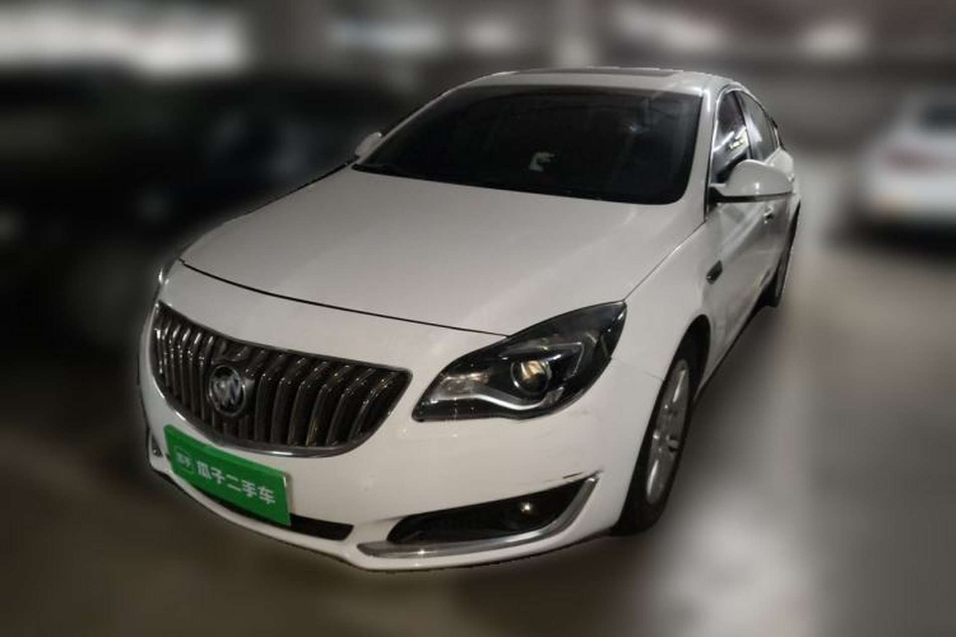 Used Buick Regal 2015 1.6T Leading Technology Model Front Left 45 Deg