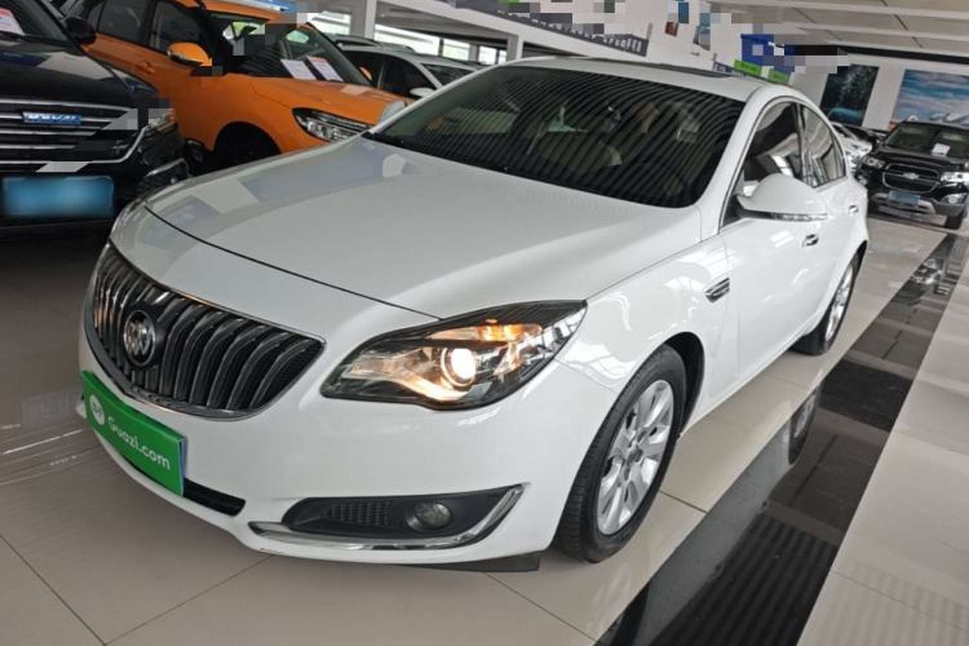 Used Buick Regal 2015 2.0L Elite Fashion Edition Front Left 45 Deg