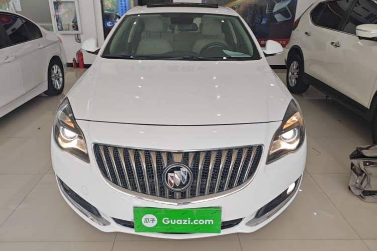 Used Buick Regal 2015 2.0L Elite Fashion Edition Front