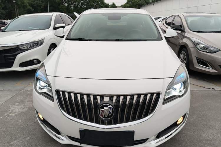 Used Buick Regal 2015 2.0L Elite Fashion Edition Front