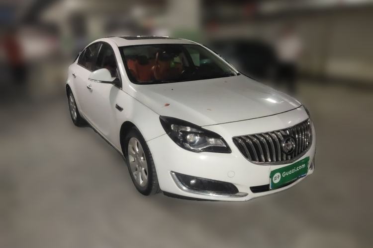 Used Buick Regal 2015 1.6T Elite Tech Model Front Right 45 Deg