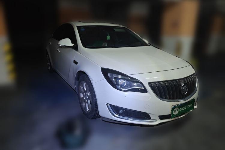 Used Buick Regal 2015 1.6T Elite Tech Model Front Right 45 Deg