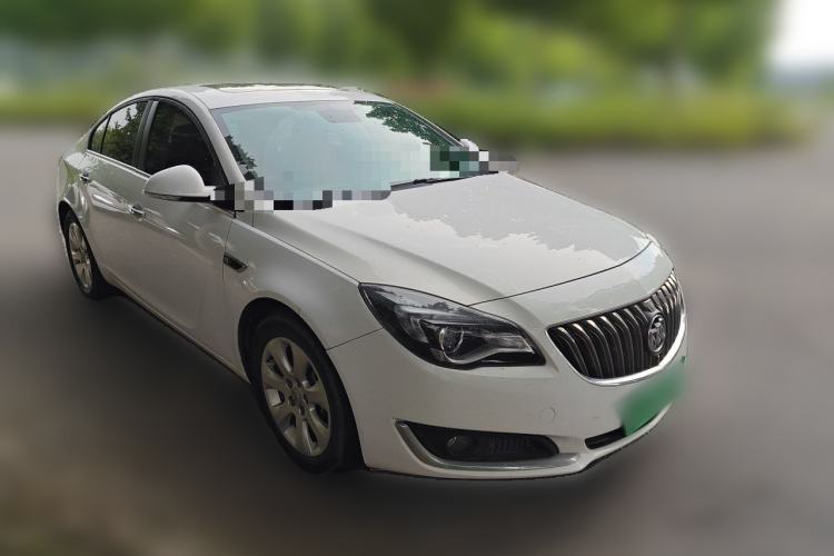 Used Buick Regal 2015 1.6T Elite Tech Model Front Right 45 Deg
