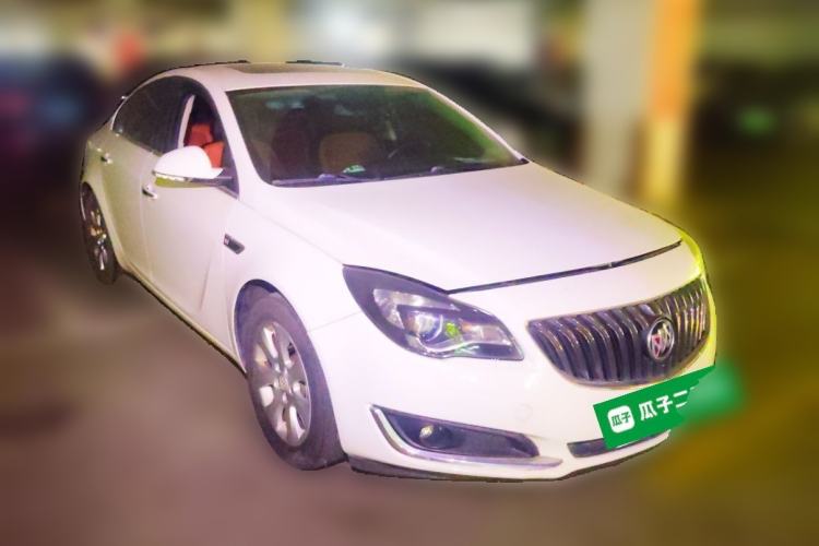 Used Buick Regal 2015 1.6T Elite Tech Model Front Right 45 Deg
