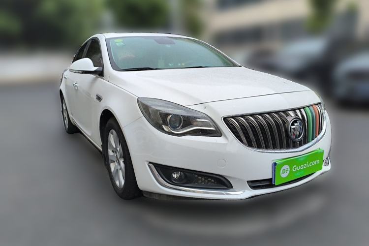 Used Buick Regal 2015 1.6T Elite Tech Model Front Right 45 Deg