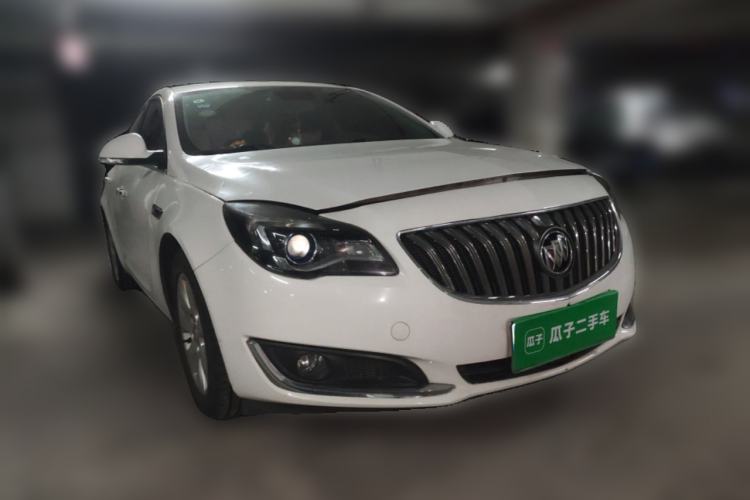 Used Buick Regal 2015 1.6T Elite Tech Model Front Right 45 Deg