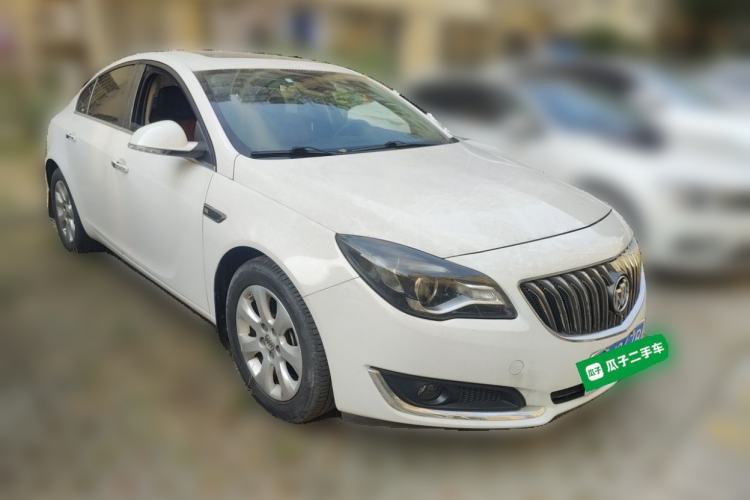 Used Buick Regal 2015 1.6T Elite Tech Model Front Right 45 Deg