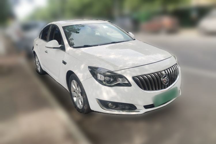 Used Buick Regal 2015 1.6T Elite Tech Model Front Right 45 Deg