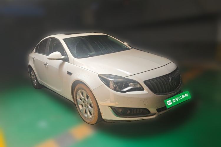 Used Buick Regal 2015 1.6T Elite Tech Model Front Right 45 Deg