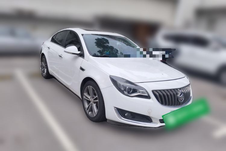 Used Buick Regal 2015 1.6T Elite Tech Model Front Right 45 Deg