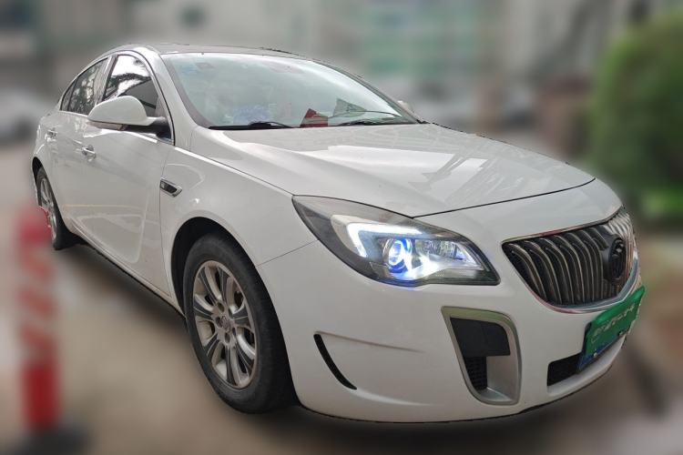 Used Buick Regal 2015 1.6T Elite Tech Model Front Right 45 Deg