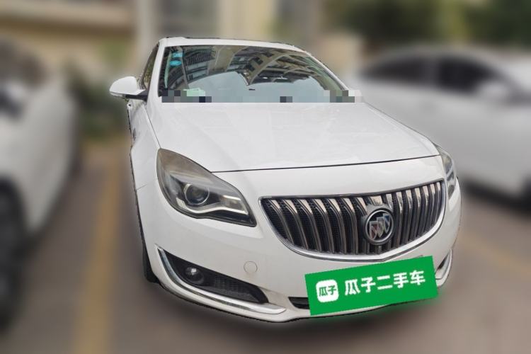 Used Buick Regal 2015 1.6T Elite Tech Model Front Right 45 Deg