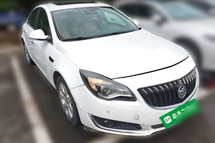 Used Buick Regal 2015 1.6T Elite Tech Model Front Right 45 Deg