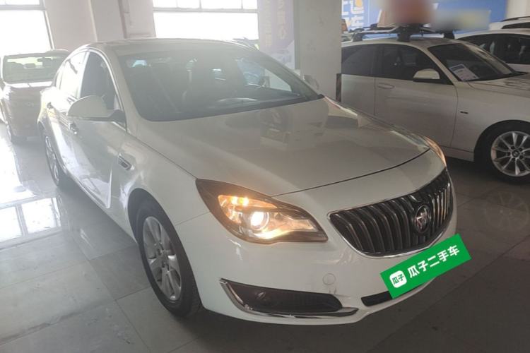 Used Buick Regal 2015 1.6T Elite Tech Model Front Right 45 Deg