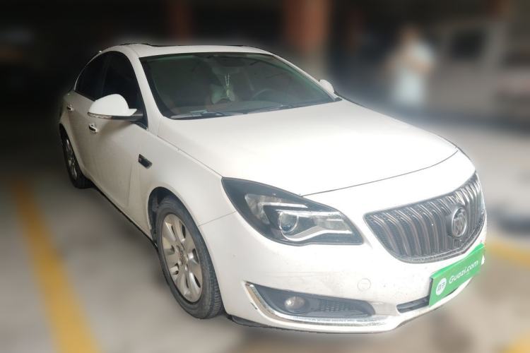 Used Buick Regal 2015 1.6T Elite Tech Model Front Right 45 Deg