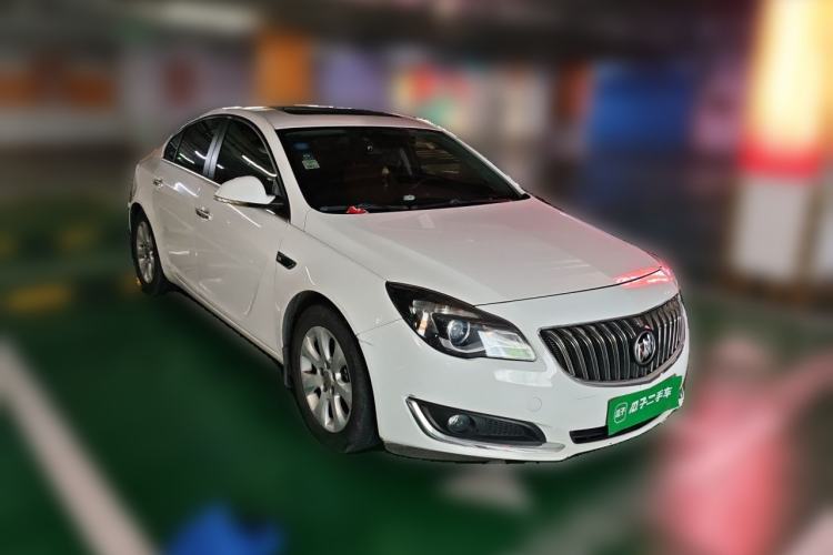 Used Buick Regal 2015 1.6T Elite Tech Model Front Right 45 Deg