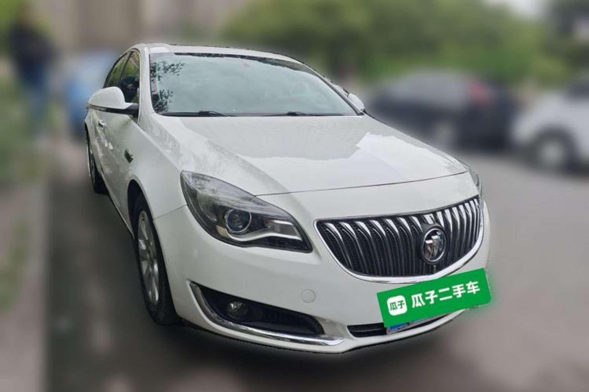 Used Buick Regal 2015 1.6T Leading Technology Model Front Right 45 Deg