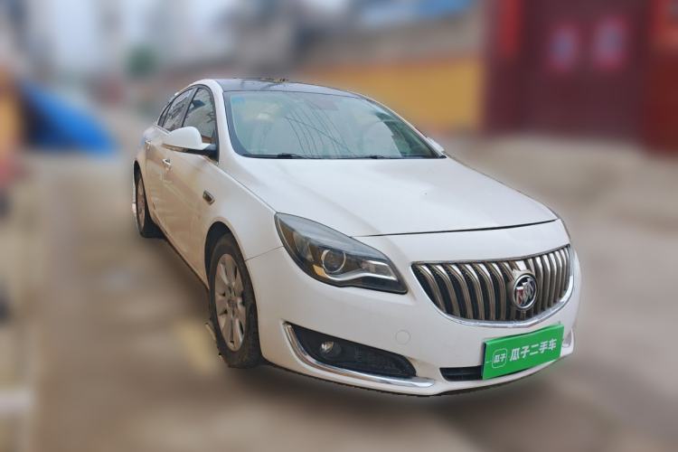 Used Buick Regal 2015 1.6T Elite Tech Model Front Right 45 Deg