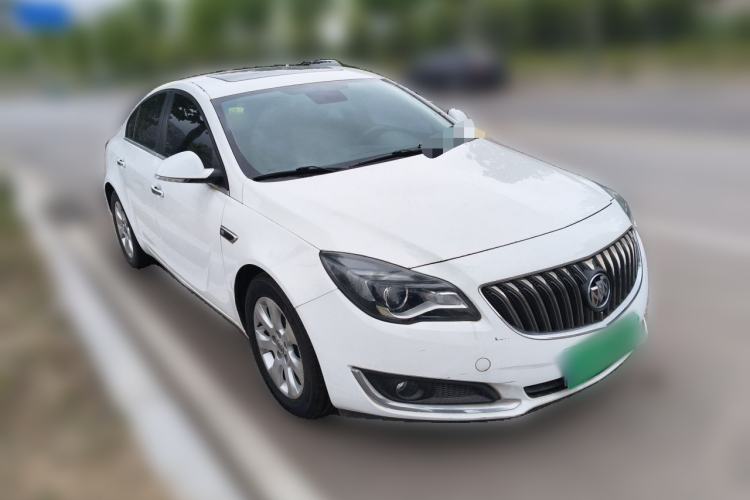 Used Buick Regal 2015 1.6T Elite Tech Model Front Right 45 Deg