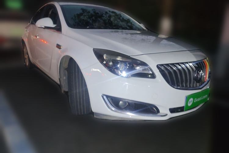 Used Buick Regal 2015 1.6T Elite Tech Model Front Right 45 Deg