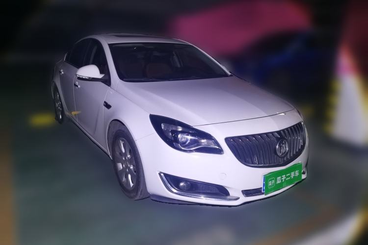 Used Buick Regal 2015 1.6T Elite Tech Model Front Right 45 Deg