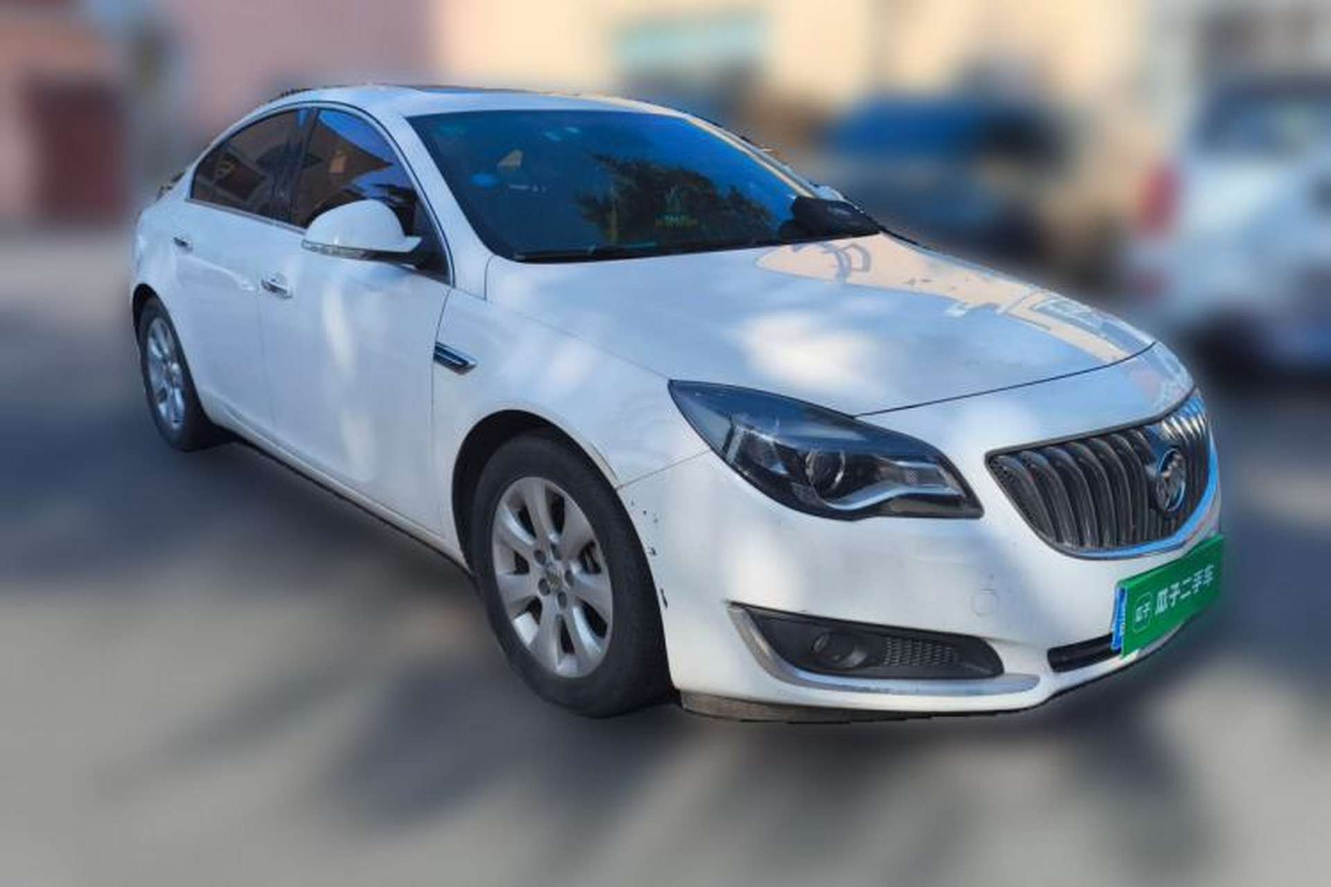 Used Buick Regal 2015 2.0L Elite Fashion Edition Front Right 45 Deg