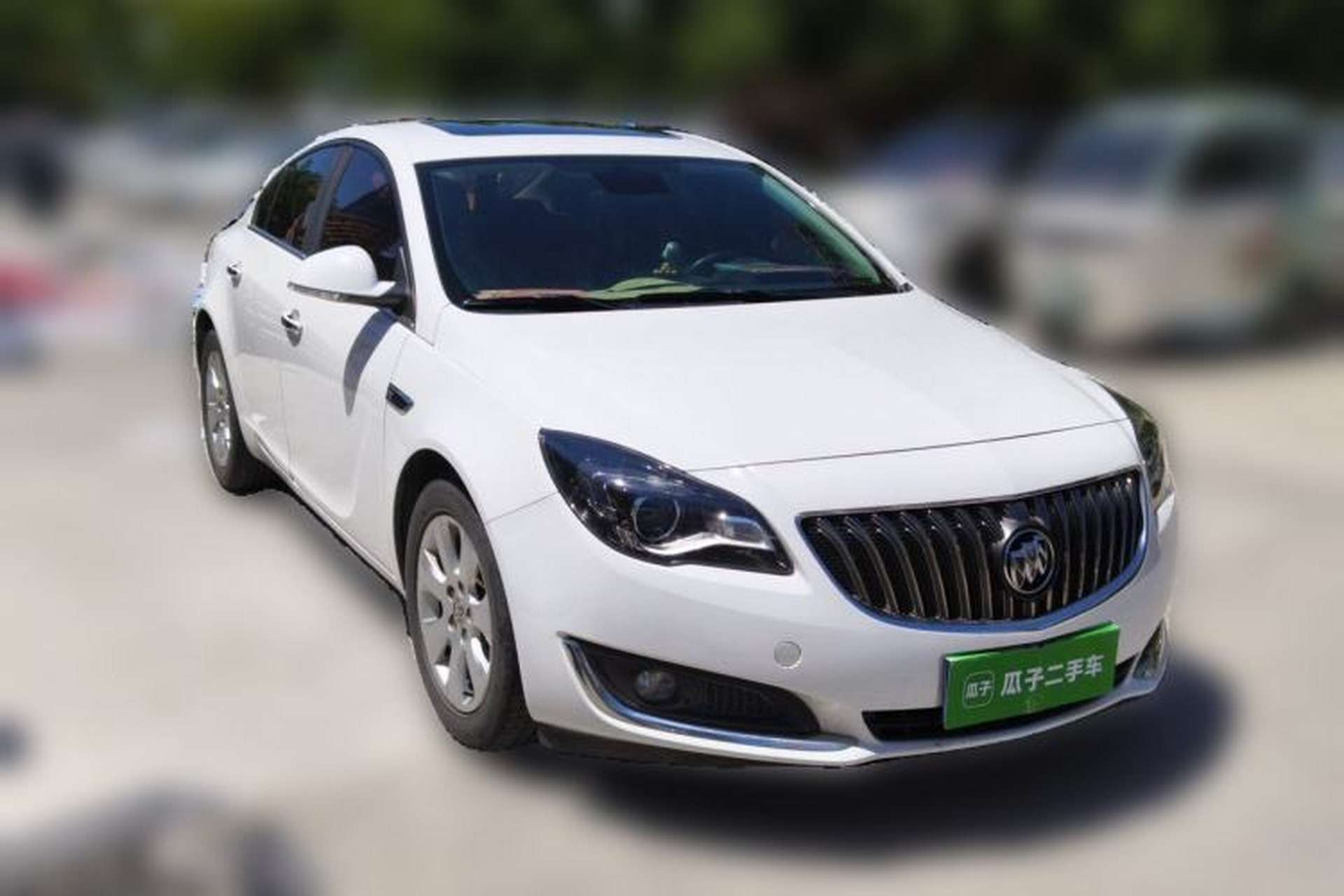 Used Buick Regal 2015 1.6T Elite Tech Model Front Right 45 Deg