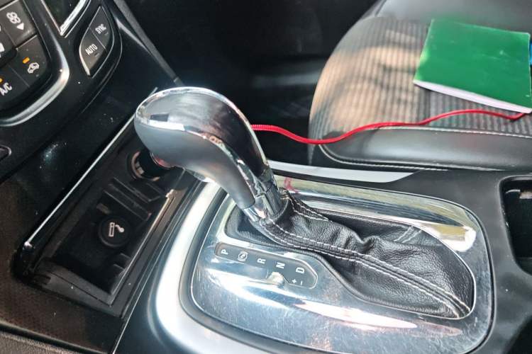 Used Buick Regal 2015 1.6T Leading Technology Model Gear Lever