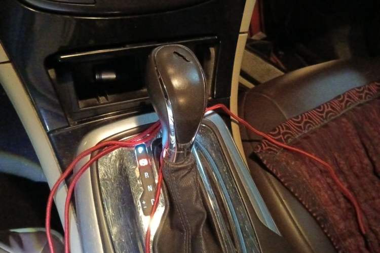 Used Buick Regal 2015 2.0L Leading Fashion Edition Gear Lever
