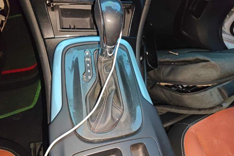 Used Buick Regal 2015 1.6T Elite Tech Model Gear Lever