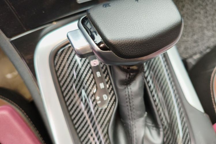 Used Buick Regal 2015 GS 2.0T Grand Sport Edition Gear Lever