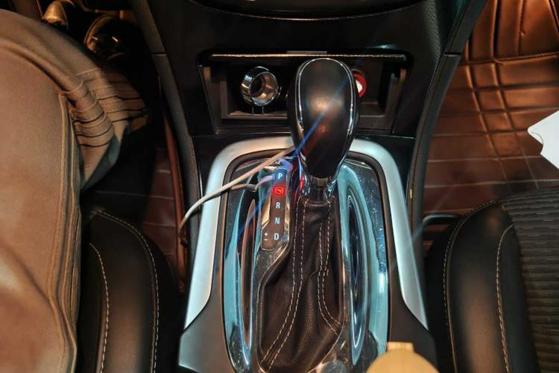 Used Buick Regal 2015 1.6T Leading Technology Model Gear Lever