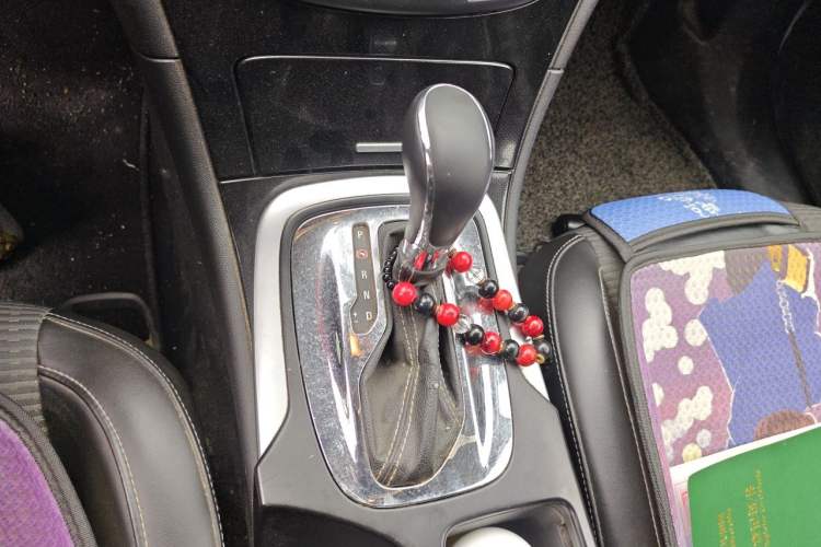 Used Buick Regal 2015 1.6T Leading Technology Model Gear Lever