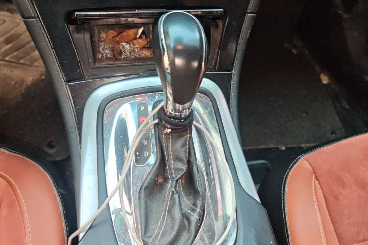 Used Buick Regal 2015 1.6T Leading Technology Model Gear Lever