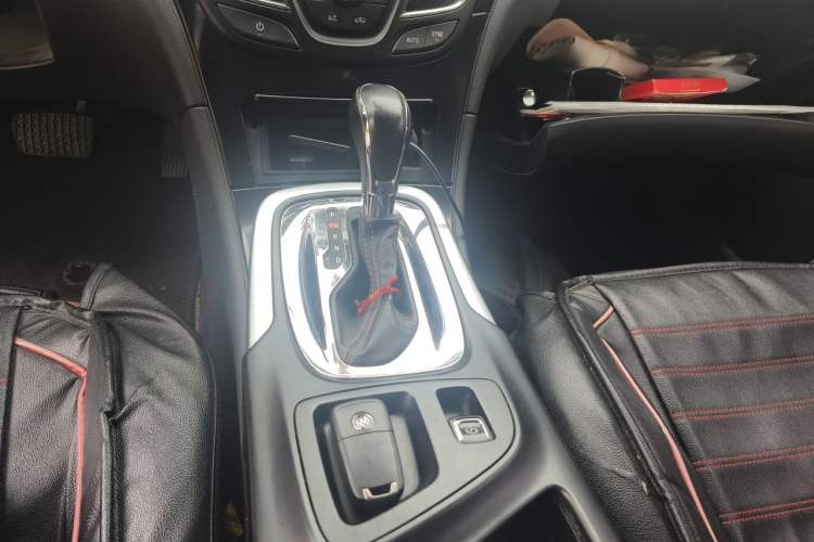 Used Buick Regal 2015 GS 2.0T Grand Sport Edition Gear Lever