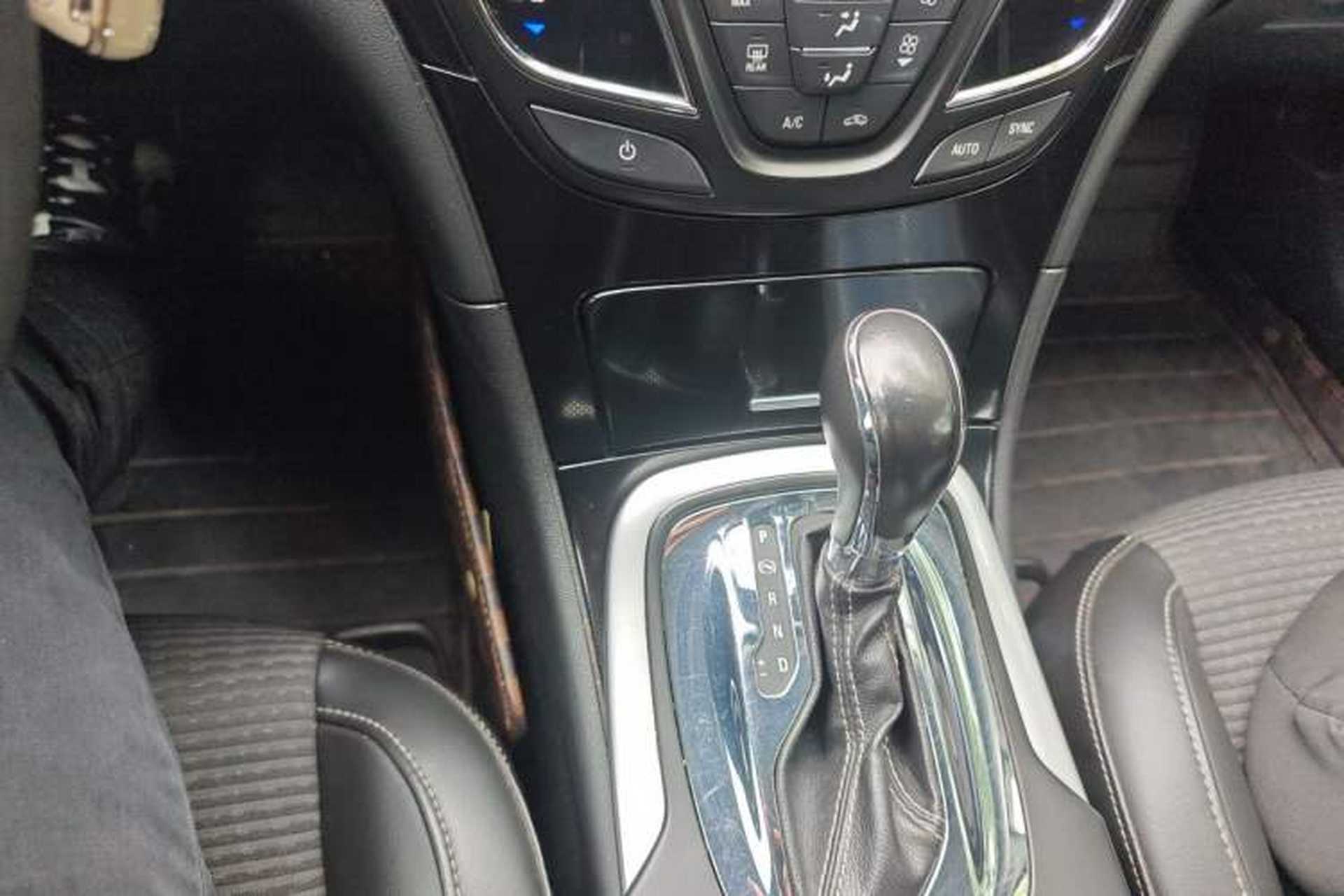 Used Buick Regal 2015 1.6T Leading Technology Model Gear Lever