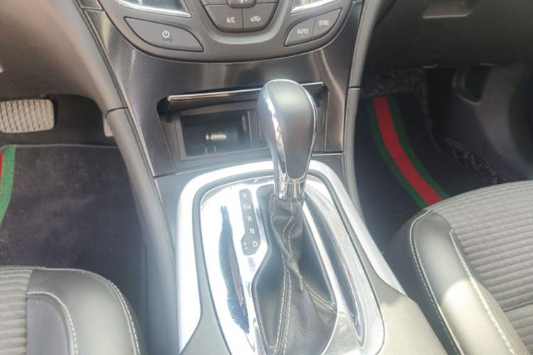 Used Buick Regal 2015 1.6T Leading Technology Model Gear Lever