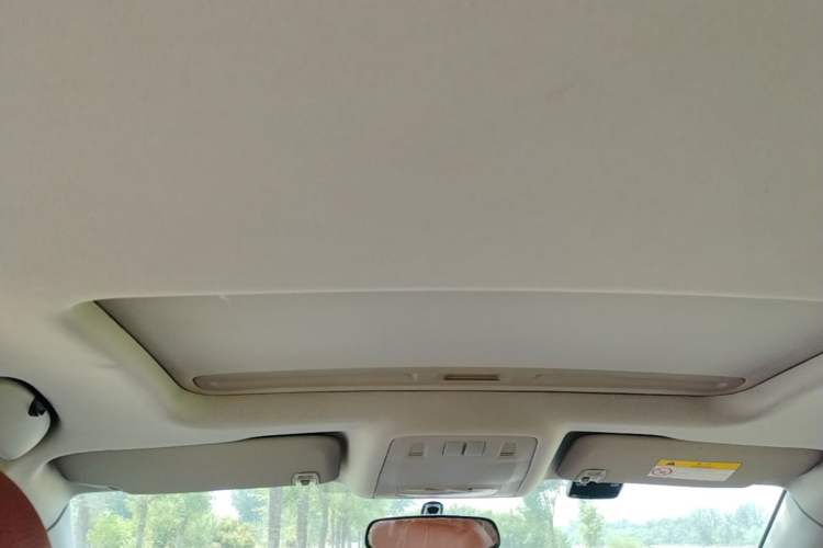 Used Buick Regal 2015 1.6T Leading Technology Model Headliner