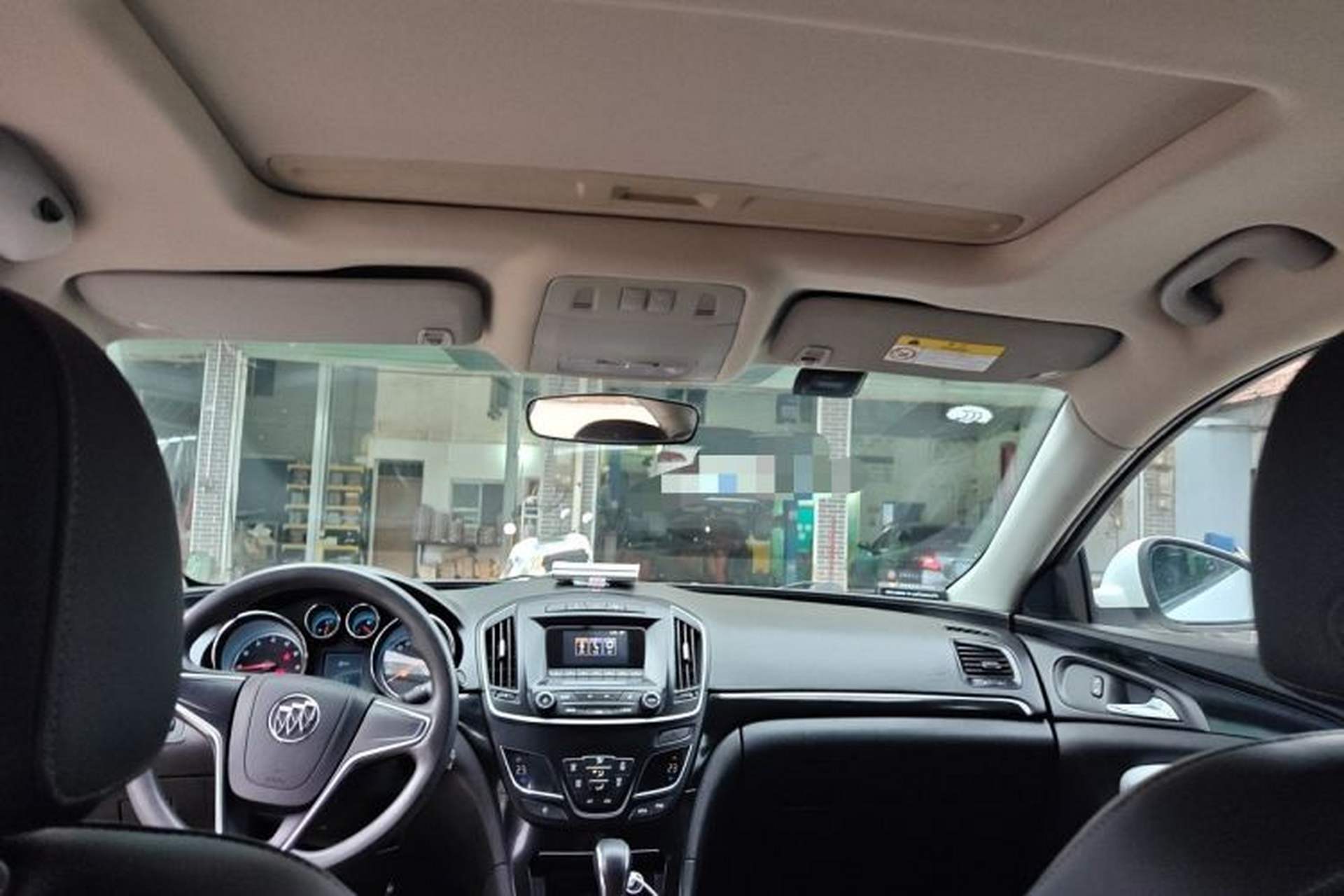 Used Buick Regal 2015 1.6T Leading Technology Model Headliner