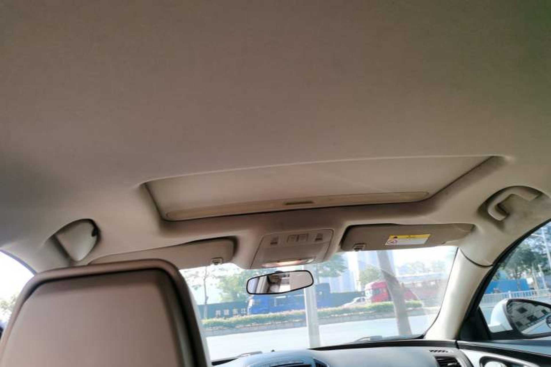 Used Buick Regal 2015 2.0L Leading Fashion Edition Headliner