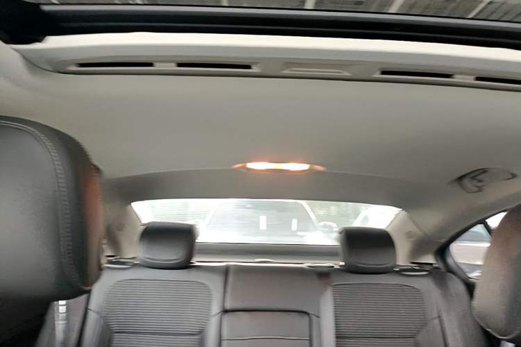 Used Buick Regal 2015 1.6T Leading Technology Model Headliner
